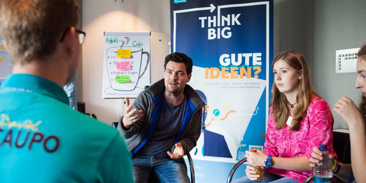 Think Big Projektteams stellen sozial-digitale Ideen vor