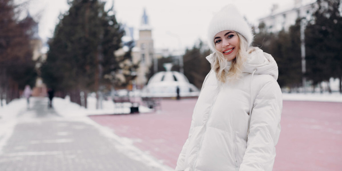 Das Must-have der Damenoberbekleidung in diesem Winter? Die weiße Daunenjacke!