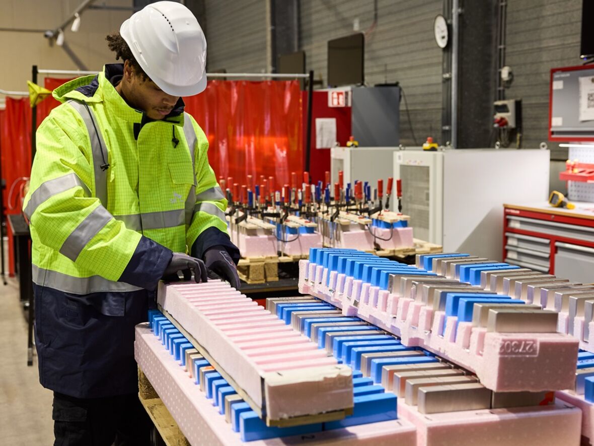 Vorbereitung Recyclingprozess, Entladung der Zellen