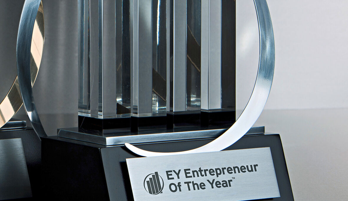 Heraeus Gruppe erhält Ehrenpreis beim „EY Entrepreneur Of The Year“