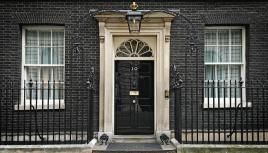 No. 10 Downing Street - Sitz der britischen Regierungg, wo man sich über den Klimawandel besorgt zeigt. Bild: British Government