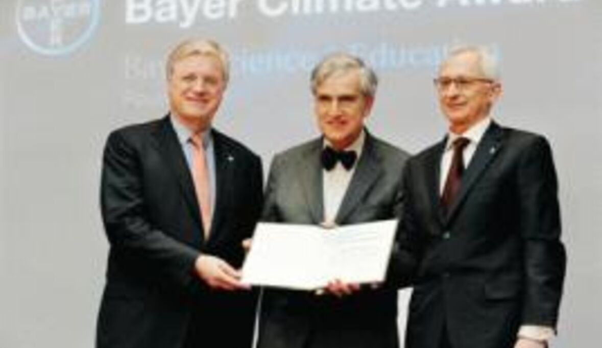 Bayer-Stiftung vergibt ersten internationalen Preis für Klimaforschung