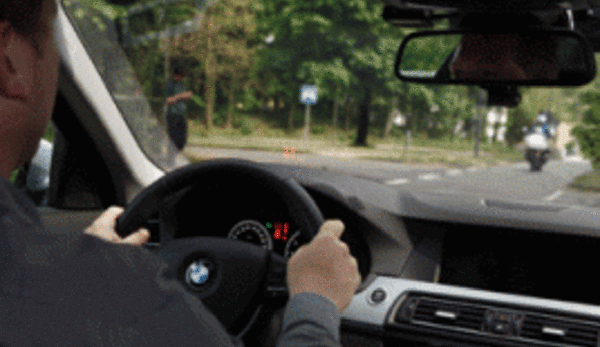 Assistent für mehr Sicherheit im Straßenverkehr