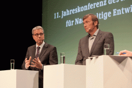 Bundesumweltminister Norbert Röttgen und der Vorstandsvorsitzende von Puma, Jochen Zeitz. Foto: RNE